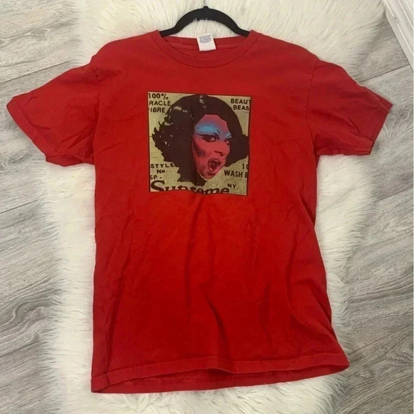 Supreme Other - Men’s SS15 Supreme Some Girls Beauty and The Beast Tee in Red sz medium